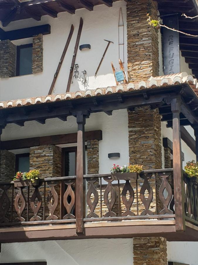 מלון פינוס חניל El Refugio מראה חיצוני תמונה